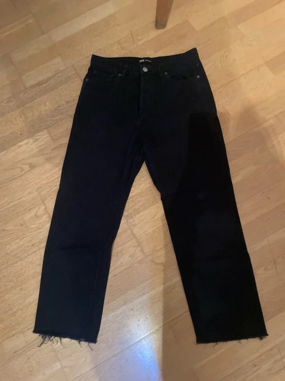 Black Men’s Straight-Leg Jeans